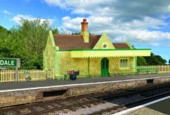 Hornby R7363 00 Gebäude South Eastern Railway Bahnhofsgebäude Spur 00 -Angebote Hornby Store 00 Gebaeude South Eastern Railway Bahnhofsgebaeude Hornby R7363 b 2