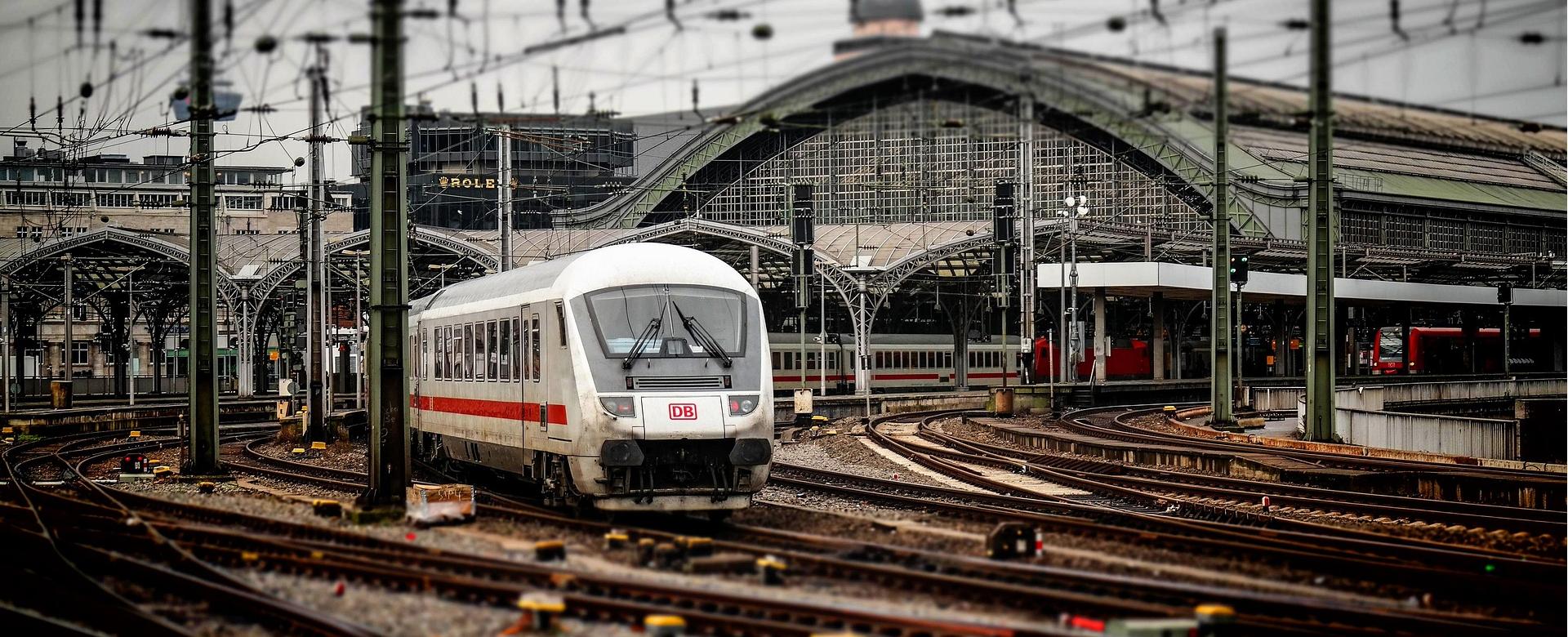 Angebote Hornby Store 10 Angebote Hornby Store -Angebote Hornby Store train 619082 1920